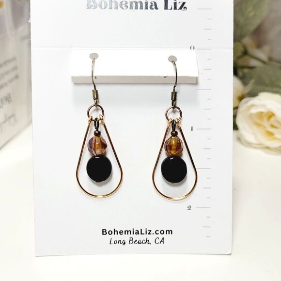 artisan earrings 355#mfs Teardrop dangle earrings linear stack Amber & Onyx glas - Picture 2 of 6